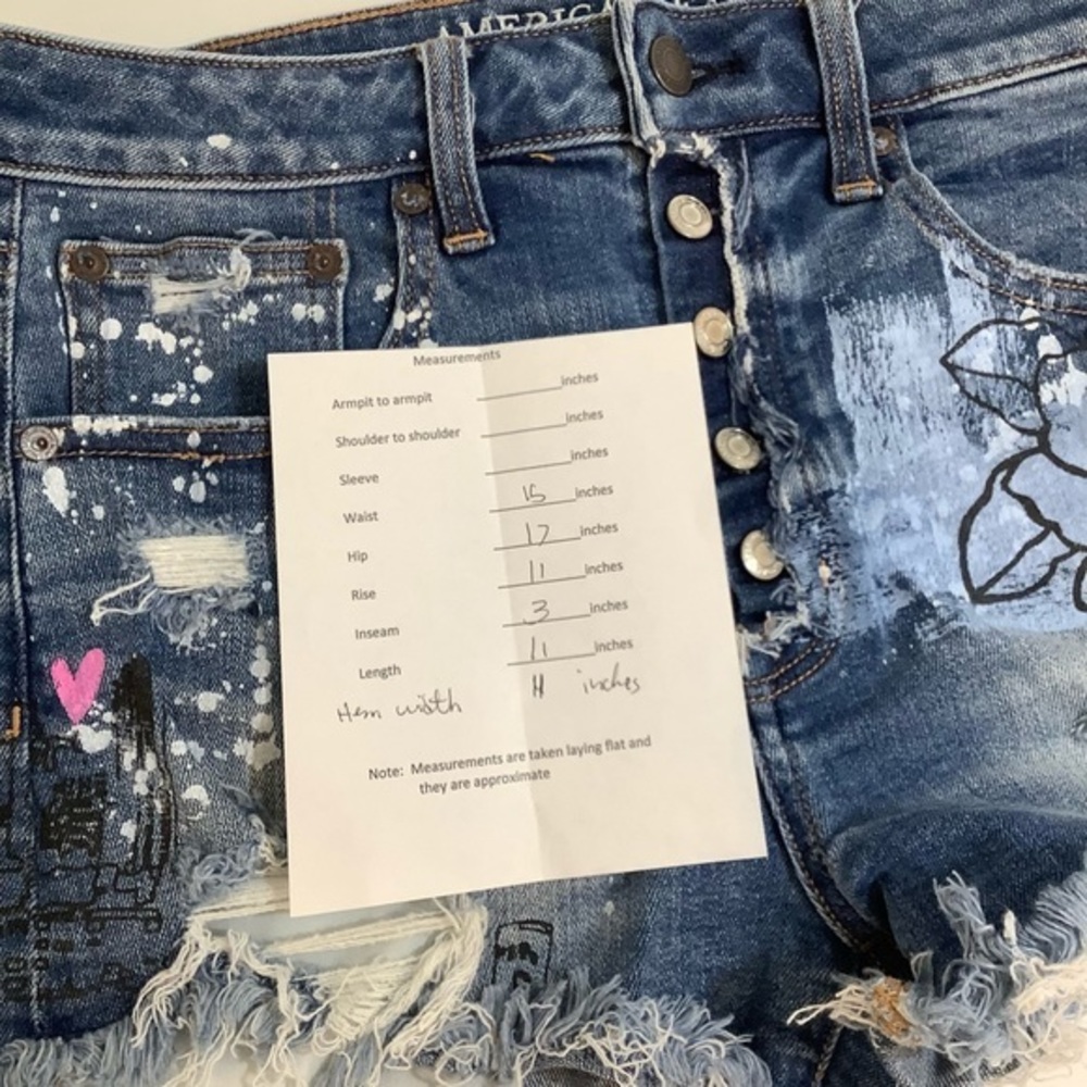 Vintage AE  hi rise festival Distressed “I love ya”  jean shorts SZ 8 EUC - Picture 13 of 14